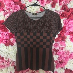 Vintage 90s Y2K FENDI print T-shirt